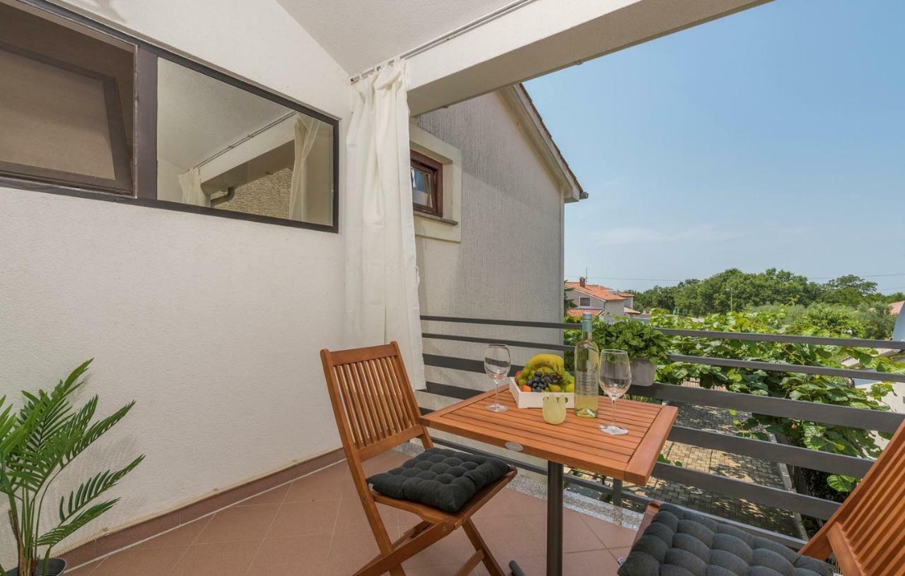 Apartment Green With Balcony Nova Vas  Exterior photo